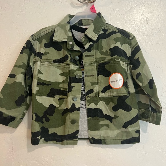 Baby boy bundle of clothes - Picture 2 of 8